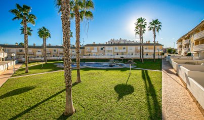 Resale - Apartment -
Lomas de Cabo Roig