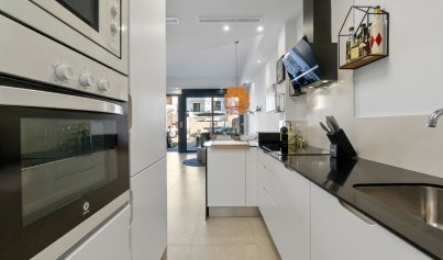Resale - Townhouse -
Orihuela Costa - Villamartin