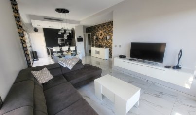 Resale - Villa -
Villamartín - Villamartin