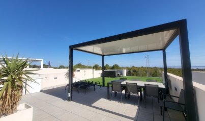 Resale - Villa -
Villamartín - Villamartin