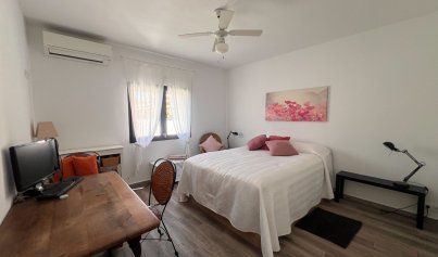 Resale - Townhouse -
Orihuela Costa - Punta Prima