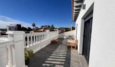 Resale - Townhouse -
Orihuela Costa - Punta Prima