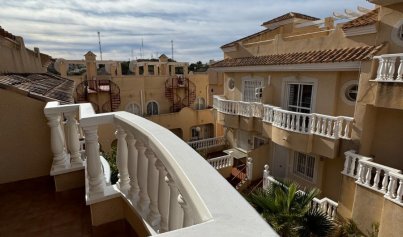 Resale - Townhouse -
Orihuela Costa - Villamartin