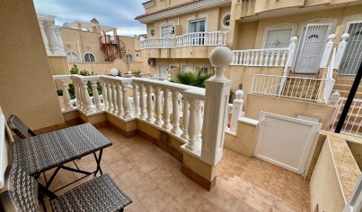 Resale - Townhouse -
Orihuela Costa - Villamartin