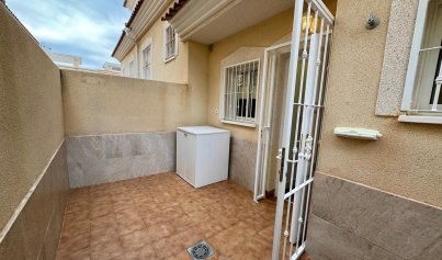 Resale - Townhouse -
Orihuela Costa - Villamartin