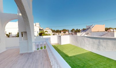 Resale - Townhouse -
Orihuela Costa - Blue Lagoon