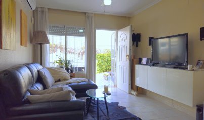 Resale - Villa -
Orihuela Costa - Villamartin