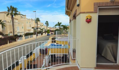 Resale - Villa -
Orihuela Costa - Villamartin