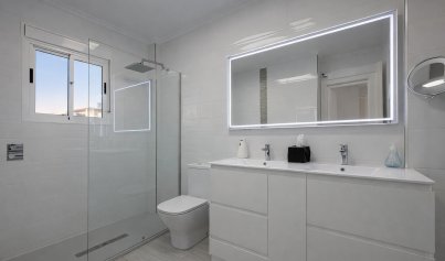 Resale - Townhouse -
Orihuela Costa - La Zenia