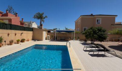 Resale - Villa -
Orihuela Costa - Costa Blanca Sur