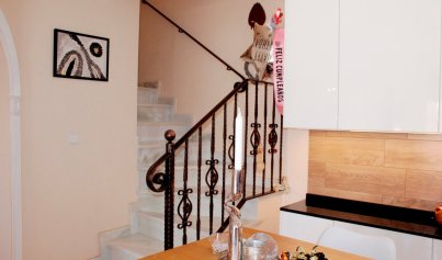 Wiederverkauf - Quad House -
Villamartín - PAU 8