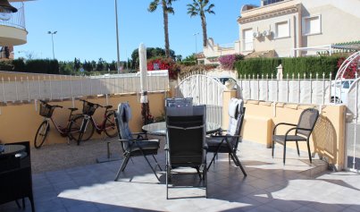 Wiederverkauf - Quad House -
Villamartín - PAU 8