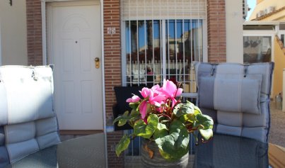 Wiederverkauf - Quad House -
Villamartín - PAU 8