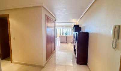 Resale - Apartment -
Orihuela Costa - Villamartin