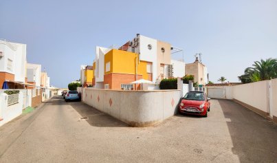 Resale - Townhouse -
Orihuela Costa - Los Altos