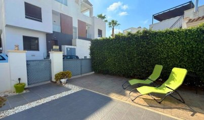 Resale - Villa -
Orihuela Costa - Villamartin