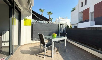 Resale - Villa -
Orihuela Costa - Villamartin