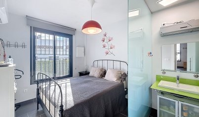 Resale - Villa -
Orihuela Costa - Villamartin