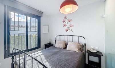 Resale - Villa -
Orihuela Costa - Villamartin