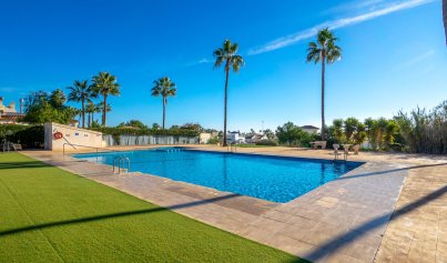 Resale - Villa -
Orihuela Costa - Villamartin