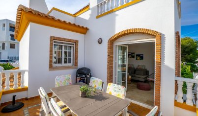 Resale - Villa -
Orihuela Costa - Villamartin