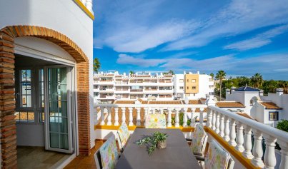 Resale - Villa -
Orihuela Costa - Villamartin