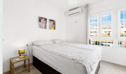 Resale - Villa -
Orihuela Costa - Villamartin