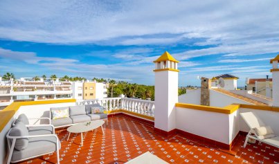 Resale - Villa -
Orihuela Costa - Villamartin