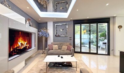 Resale - Villa -
Orihuela Costa - Villamartin