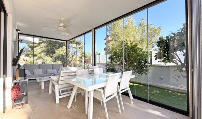 Resale - Villa -
Orihuela Costa - Villamartin