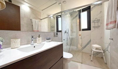 Resale - Villa -
Orihuela Costa - Villamartin