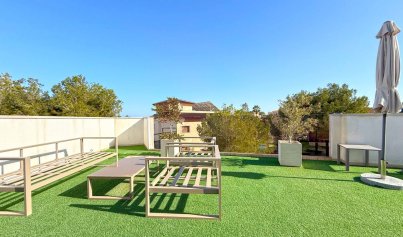 Resale - Villa -
Orihuela Costa - Villamartin