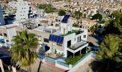 Resale - Villa -
Orihuela Costa - Villamartin