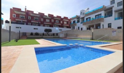 Neue Gebäude - Stadthaus -
Bigastro