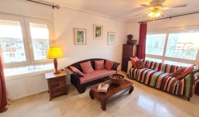 Resale - Penthouse -
Villamartín - PAU 8