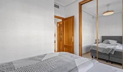 Herverkoop - Herenhuis -
San Miguel de Salinas