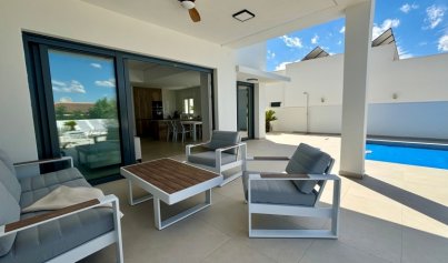 Neue Gebäude - Villa -
Rojales