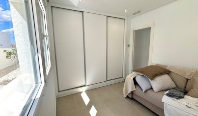 Neue Gebäude - Villa -
Rojales