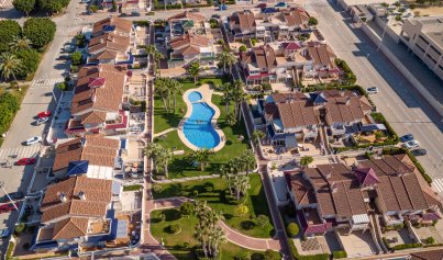 Resale - Apartment -
Playa Flamenca - Zenia Mar