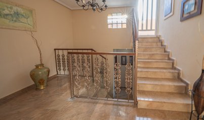 Resale - Villa -
Torrevieja - El Chaparral