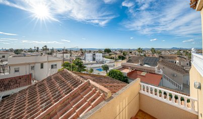 Resale - Villa -
Torrevieja - El Chaparral