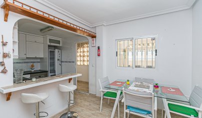 Resale - Villa -
Mil Palmeras - Riomar