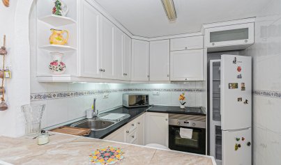 Resale - Villa -
Mil Palmeras - Riomar