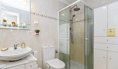 Resale - Villa -
Mil Palmeras - Riomar