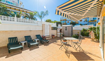 Resale - Villa -
Mil Palmeras - Riomar