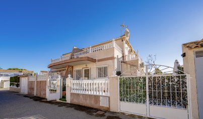 Resale - Quad House -
Cabo Roig - La Regia