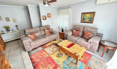 Wiederverkauf - Stadthaus -
Villamartín - Costa Blanca