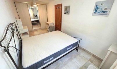 Wiederverkauf - Stadthaus -
Villamartín - Costa Blanca