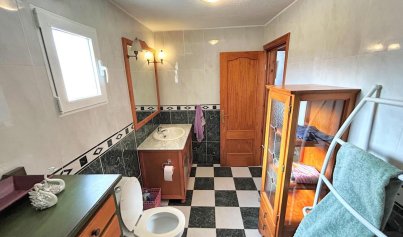 Wiederverkauf - Stadthaus -
Villamartín - Costa Blanca