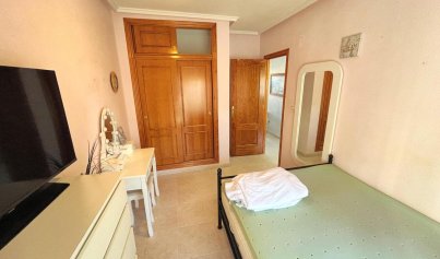 Wiederverkauf - Stadthaus -
Villamartín - Costa Blanca